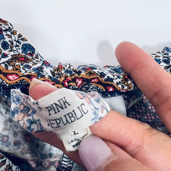 Patterned shorts Size Large - Picture 5 of 8